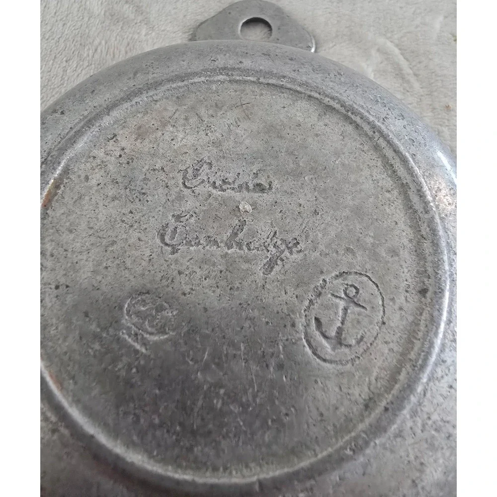 Vintage ONEIDA Cambridge Porringer Bowl 4oz Measuring‎ Pewter